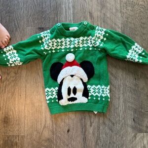 🎄 Mickey Mouse Green Holiday Knit Sweater (12–18 Months)